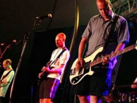 Videoclip de Give Us Bubblewrap — Half Man Half Biscuit