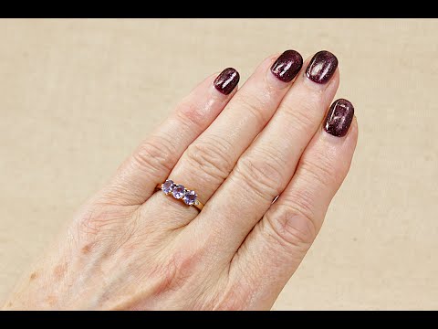 9ct Gold Blue Iolite Trilogy Ring    3672