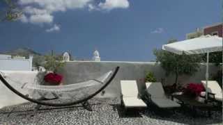 preview picture of video 'A famous Santorini villa: Mansion Sophia'