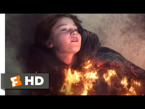 The Hunger Games: Mockingjay, Part 2 (2015) - Explosion at the Gates Scene (7/10)