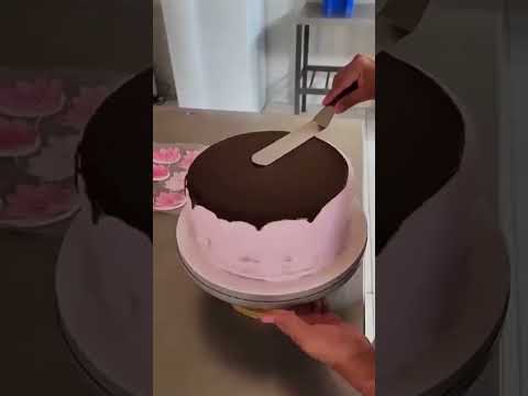 cake 1kg #cake #cakedecorating #youtube #subscribe #viralvideo #views #music #newsong #love #song