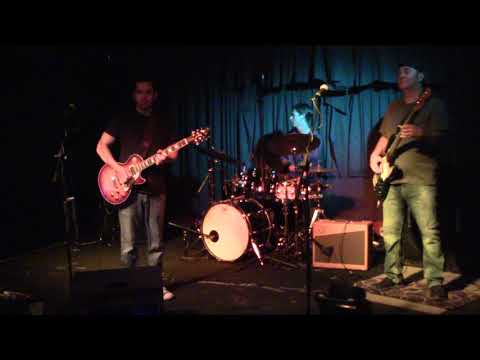 Albert Castiglia Band at the Toad Tavern 8/7/18  Quit Your Bitching