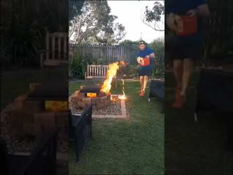 Grill mit Benzinkanister anzünden