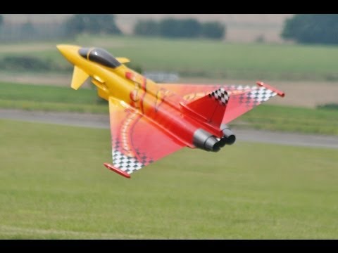 ④ FLIGHTLINE COMPILATION - BMFA NATIONALS BARKSTON HEATH RC MODEL AIRCRAFT SHOW - 2013 (4 OF 4)