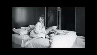 Natalia Oreiro  Aburrida PL