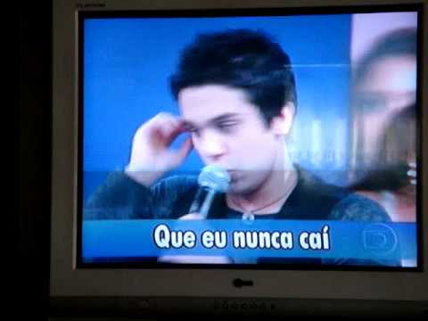 À Sua Maneira video