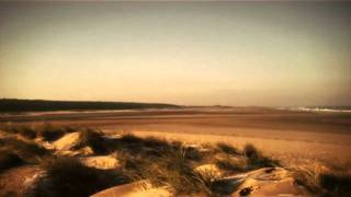preview picture of video 'Christmas Day 2010, Holkham Beach, Norfolk - Flip UltraHD'