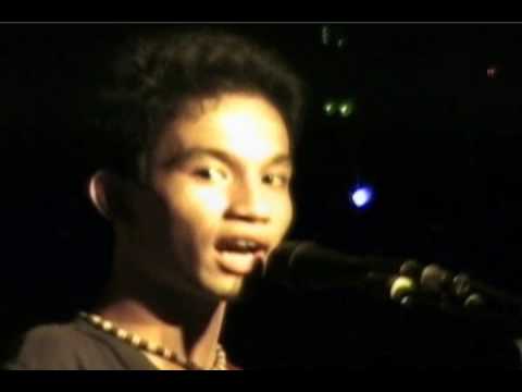 redial band sings pare ko