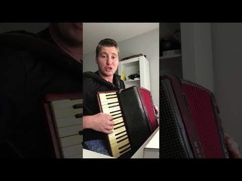 Verde-i frunza Verde-i iarba  - Marius Anghele