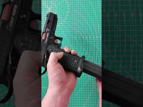 Combat Master 2011 Pistol Toy with shell ejection