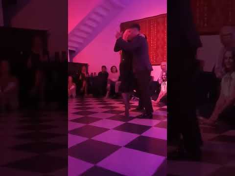 Carolina Couto & Martin Chili - De que podemos hablar / Carlos Di Sarli - Practica Gallo Rojo