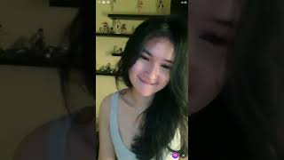 Download lagu with Miss cia again mp3 Download lagu with Miss cia again mp3