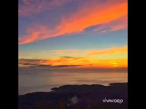 Vogëlushe ane ane  grupi i Himares. Marres Dhimiter Varfi.