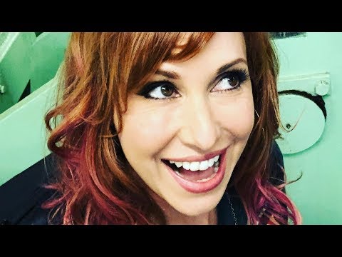 download lagu mp3 mp4 Kari Byron R2d2, download lagu Kari Byron R2d2 gratis, unduh video klip Kari Byron R2d2