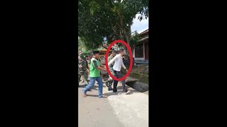 Download lagu Aksi Nekad..!! Maling di siang bolong diarak warga mp3 Download lagu Aksi Nekad..!! Maling di siang bolong diarak warga mp3