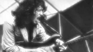 Rory Gallagher - She moved thro' the fair.