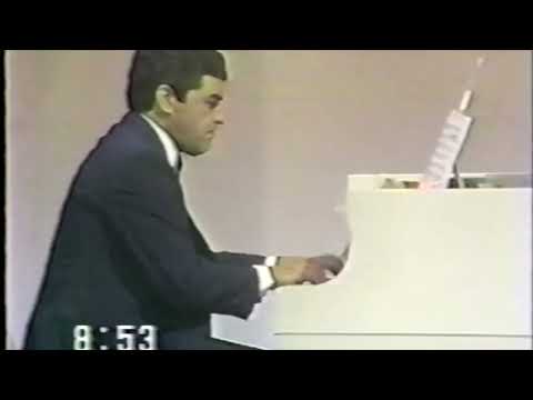 Tango EL AMANECER por Orq. Florindo Sassone en TV publica japonesa 1972