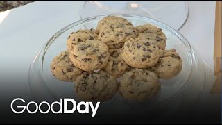 Enjoy freshly baked cookies from Easy Peasy Cookies