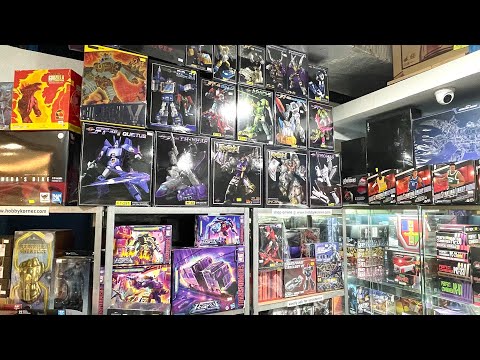 NEW Transformers! Marvel Legends! Star Wars! G.I.Joe! Collectible Sightings at Greenhills Chefatron
