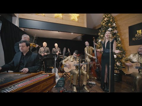 The Lost Fingers - Auld Lang Syne (Vidéoclip Officiel)