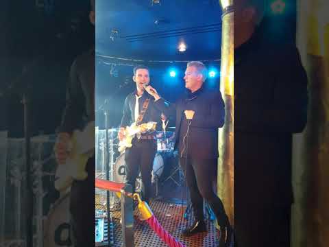 Date & Patrik Rasmussen - Så nära