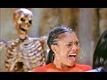 2001 - Scary Movie 2 - Skeleton scene