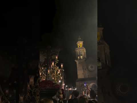 Llegada del Santísimo Cristo del Remedio de Ánimas a la Plaza de San Lorenzo, Córdoba (2025).
