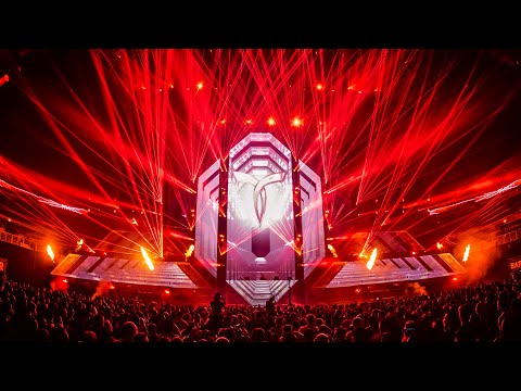 Whiteno1se vs. Terra - Astro (Live at Transmission Prague 2021) *OUT NOW on @altezarecords2998*