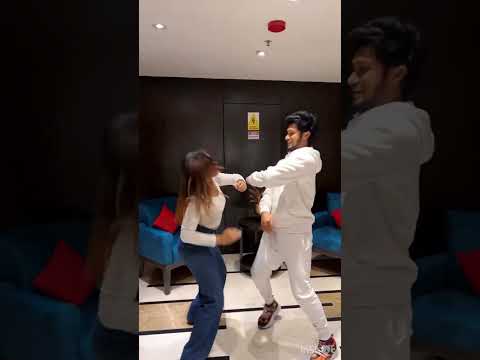 Oor kelavi oor oor kelavi - Dance by Raveena Daha 🔥#oorkelavi #adk #vaathi #dhanush #samyukta