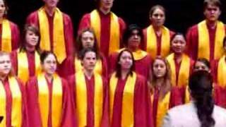 シカゴ郊外シャンバーグ高校でのコンサート