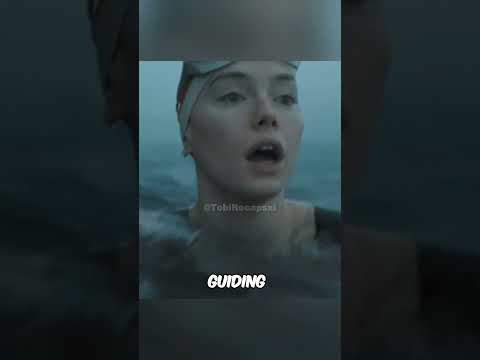 The First Woman In History To Successfully Swim Across A 21 Mile Sea #shorts #viral