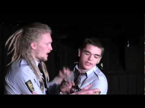 Knald På Kollegiet (Sæson 2) - Afsnit 6 del 1