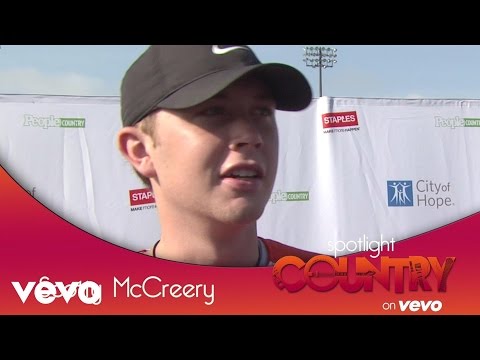 Florida Georgia Line, Scotty McCreery & More Hit the Softball Field (Spotlight Country)