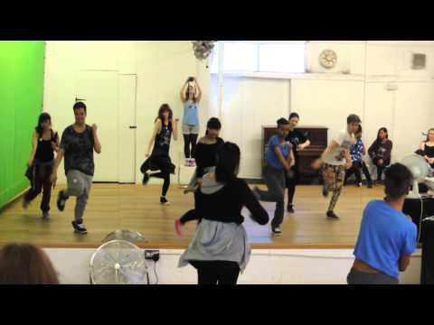 LKD Class - LoKo and KSpazzing dancing to SHINee's "Why So Serious"