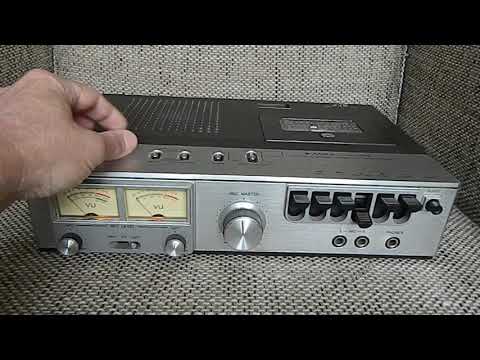 1976 JVC CD-1635 Portable Stereo Cassette Deck