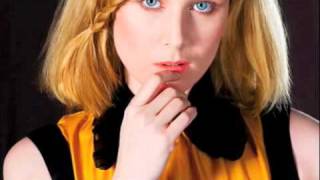 Mommas Place by Roisin Murphy Music Video