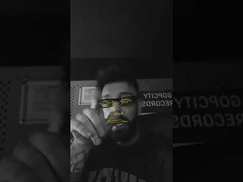 Tankurt Manas'ın Hedonist albümünden.