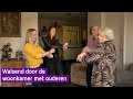 Maud en Merel leren ouderen de Gangnam Style