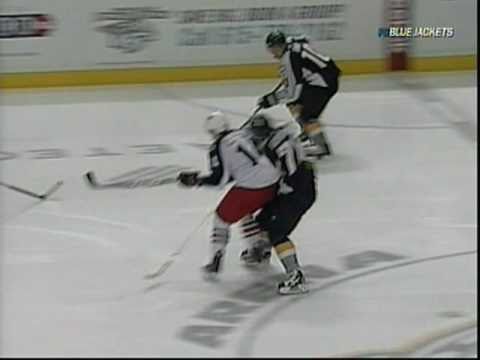 Grant Clitsome nails Sergei Kostitsyn