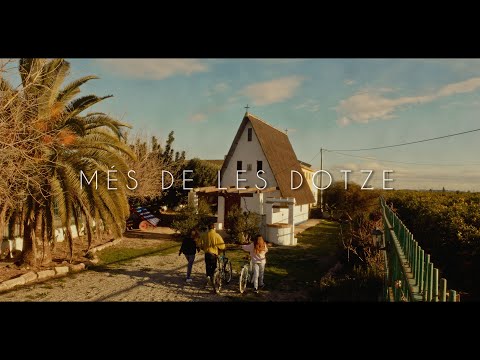 JazzWoman | MÉS DE LES DOTZE | (Videoclip) ATLANTIS