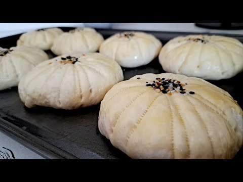 Homemade sandwich buns. Kruh,hleb,kifle.