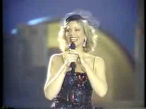 Captain & Tennille 1975 Love Will Keep Us Together