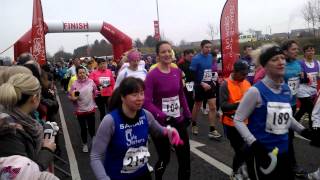 preview picture of video 'Start of Llanelli Waterside Half Marathon 2013'