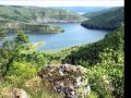 Стоит гора высокая 