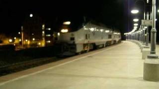 preview picture of video 'Amtrak P42s #38 and #195 Arriving on Train 19 in Greensboto, NC at Midnight'