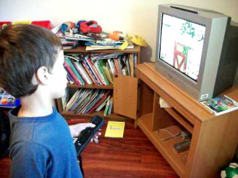 Andrew Playing Mario Galaxy 2.MOV