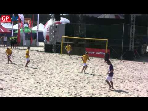 Beach soccer. Mistrzostwa Polski. Vacu Activ Słupsk - Hemako Sztutowo 5:3