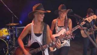 Sunny Cowgirls Live Wires