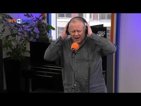 René Beverwijk - Ze snurkt zo (live in café Martini @ RTV Noord)