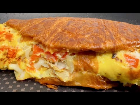 5-Minute Breakfast Omelette Croissant Sandwich - Simple & Delicious!